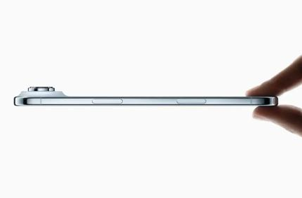 云县苹果维修点分享iPhone 17 Air自动关机电源故障解析 